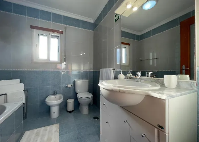 T1 Ocean View Close To Da Oura