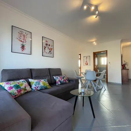 Apartment T1 Ocean View Close To Da Oura